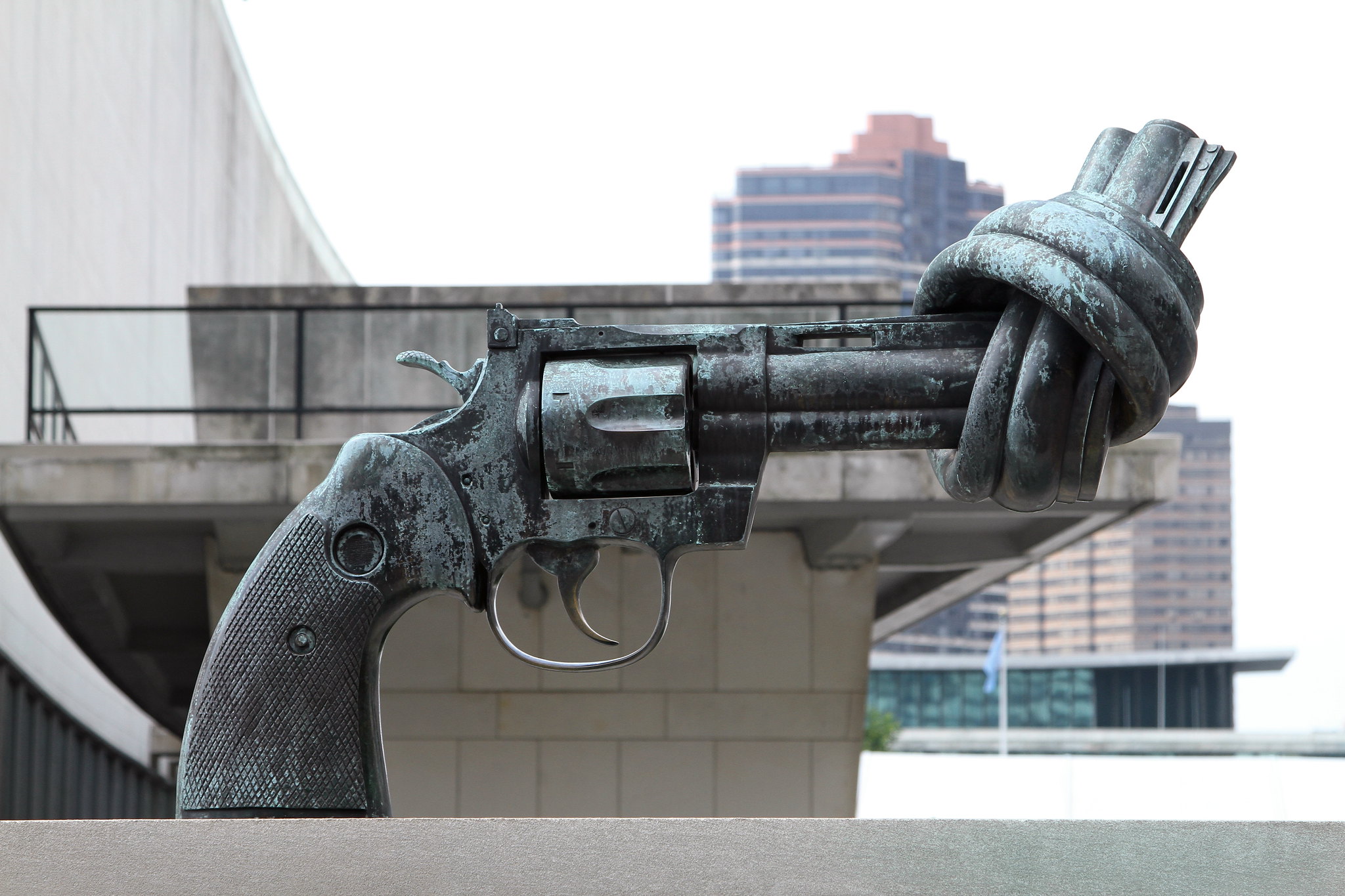 A large statue of a knotted gun at the UN in New York