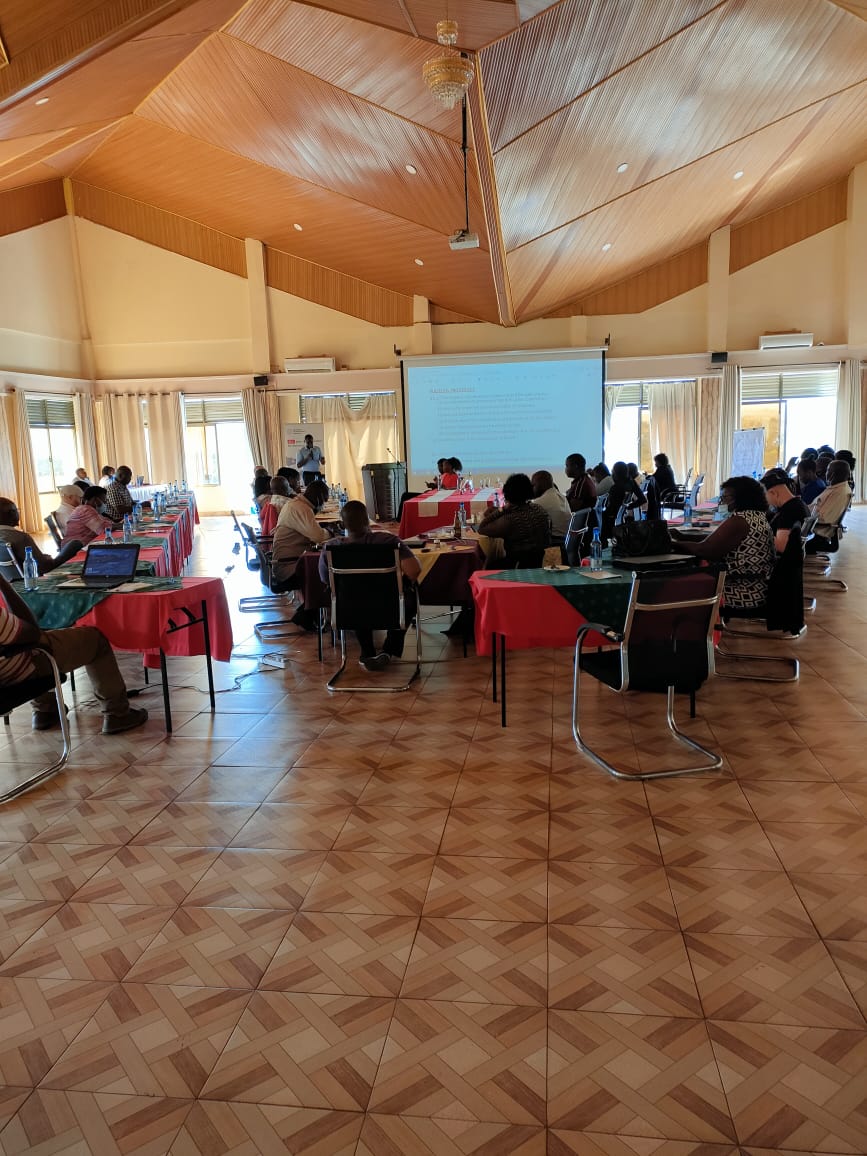 Group photo of people sitting in a meeting