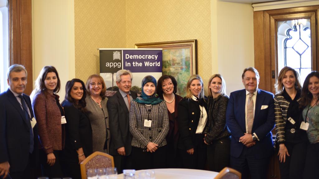 Photo: Lyn Brown MP hosts Lebanese women lawmakers in UK Parliament - group shot