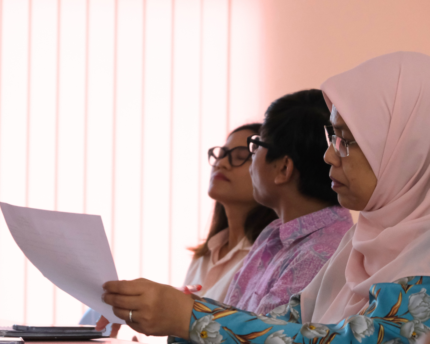 A member of parliament from Malaysia and her team discussing on Gender responsive budgeting