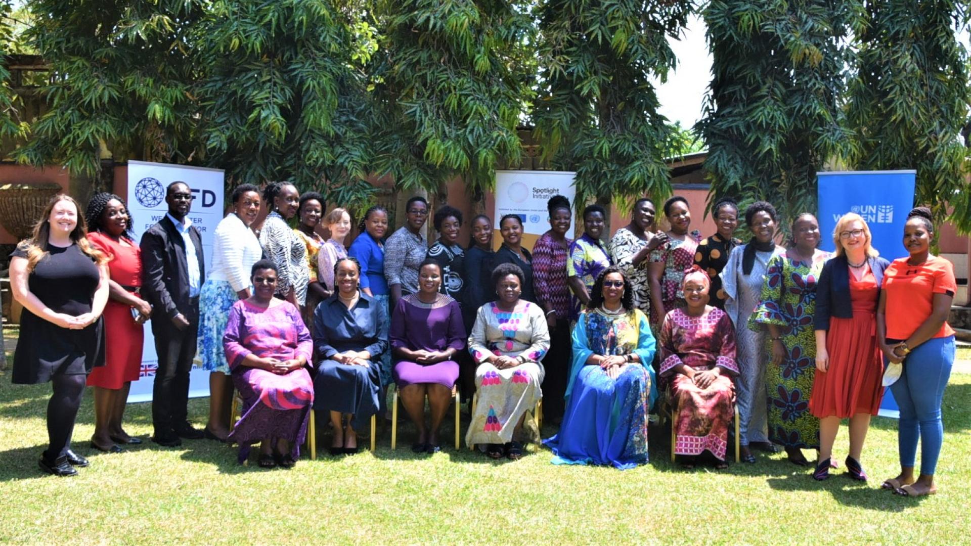 A group of people posing