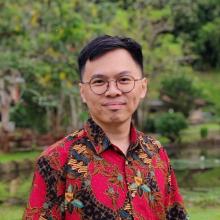 A portrait image of Ooi